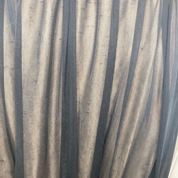 Classic Dress a Closet Must!  Size 3/4 - Picture 7 of 7